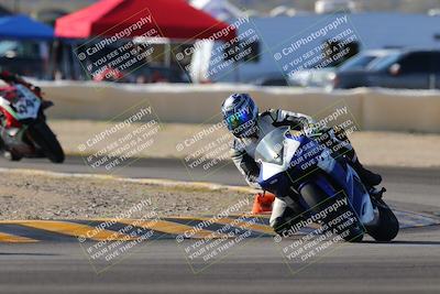 media/Dec-18-2022-SoCal Trackdays (Sun) [[8099a50955]]/Turn 2 (950am)/